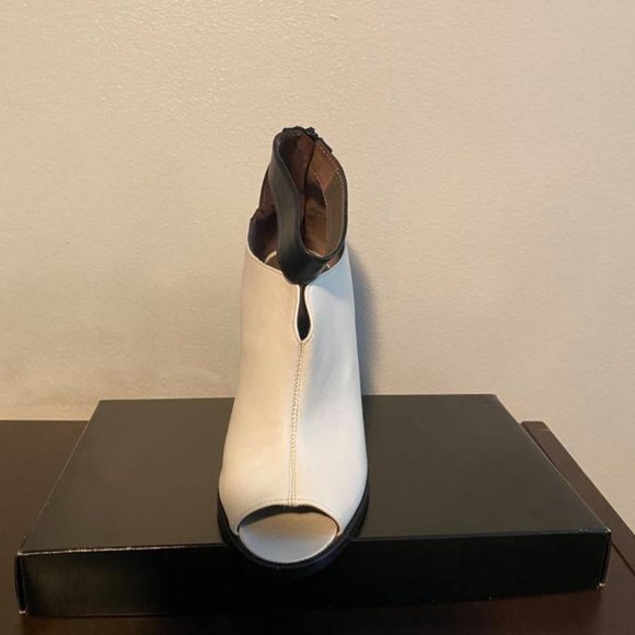 TIBI NEW YORK "ABBIE"   Peep Toe  Booties Stiletto - Picture 5 of 6